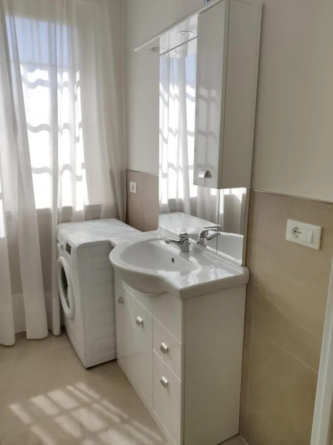 Villa De Mari Lido di Jesolo Apartment
